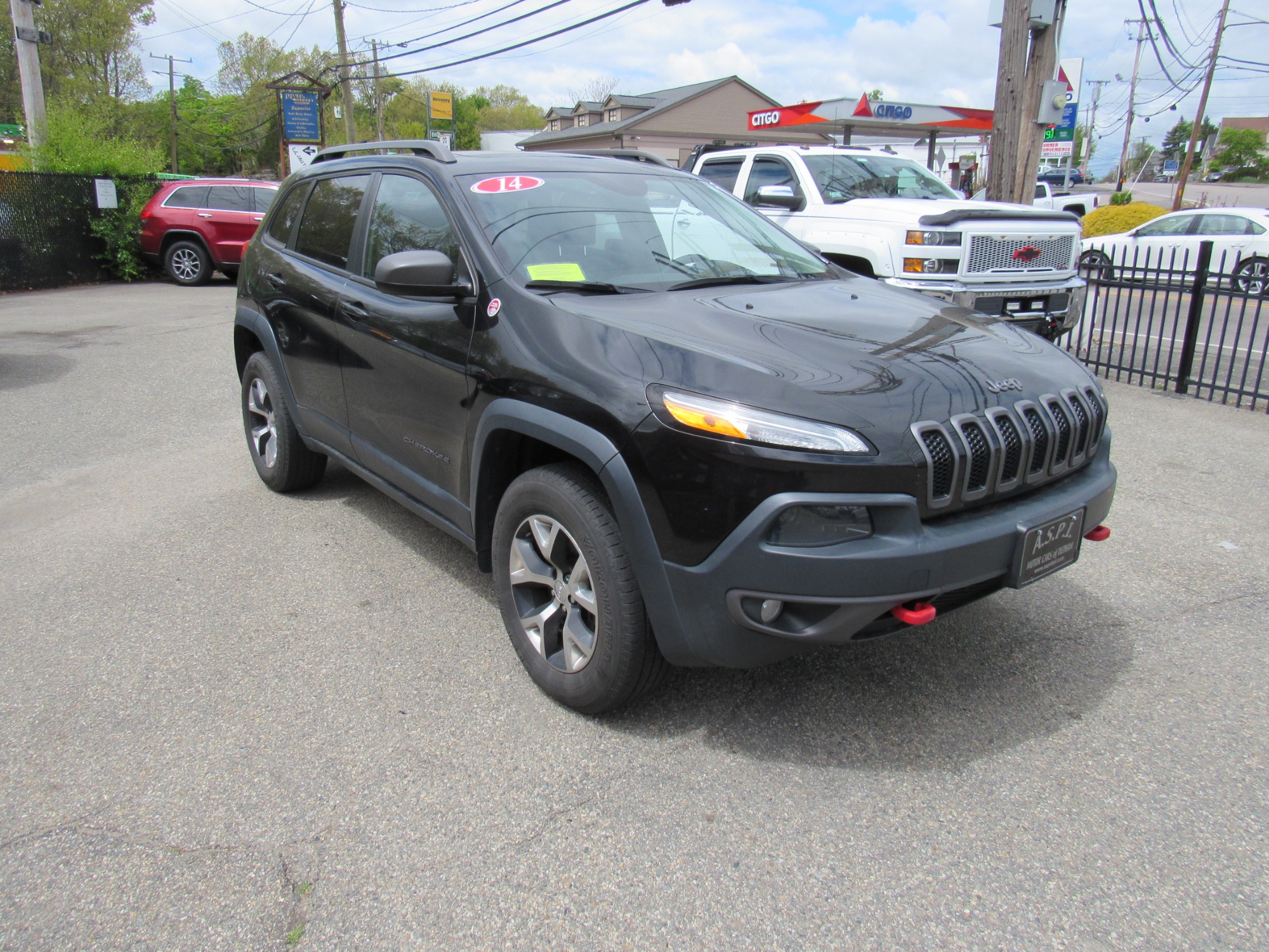 photo of 2014 Jeep Cherokee Trailhawk 4WD